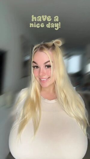 Natalie Nude Leaked Photo #18