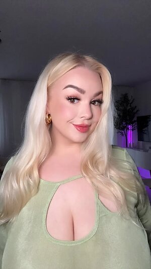 Natalie Nude Leaked Photo #43