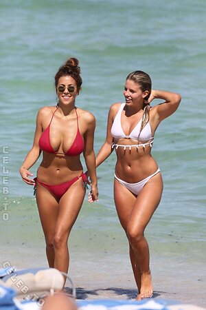 Natasha Oakley Nude Leaked Photo #81