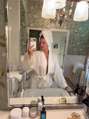 Natasha Oakley leaked photo #175