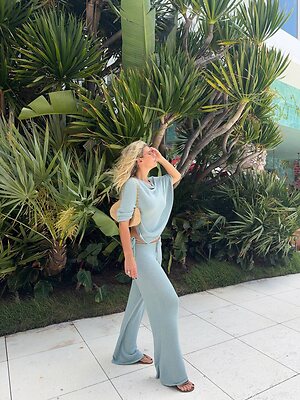Natasha Oakley leaked photo #194