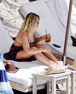 Natasha Oakley leaked photo #213
