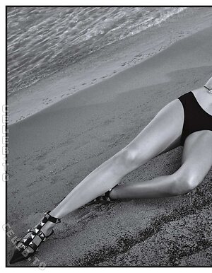 Natasha Poly photo