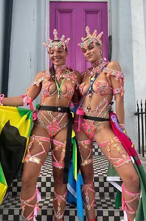 Nathalie Emmanuel Hot leaked photo #29
