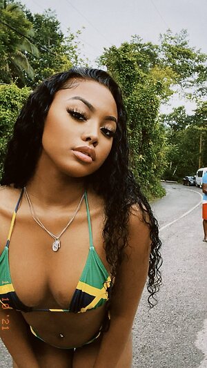 Naudia Donald leaked photo #12