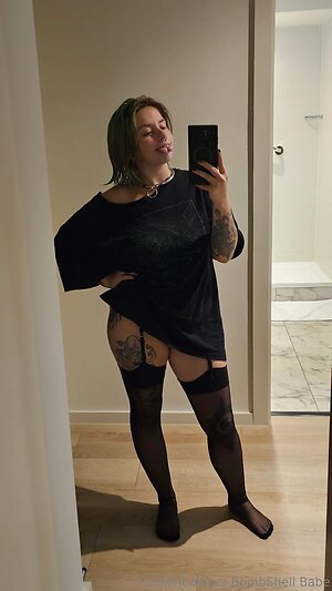 Naughty_nuka