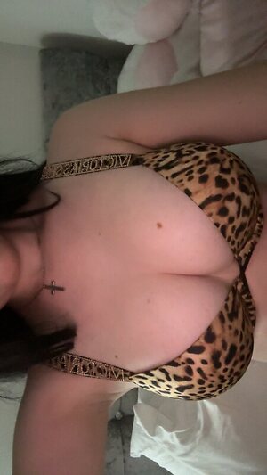 naughtypups1 leaked photo #9