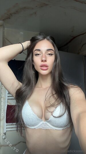 Naya Dickson photo