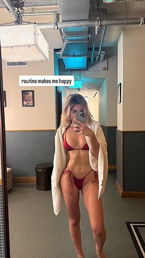 Nazlilith leaked photo #7