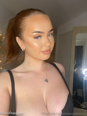 Neave D leaked photo #11