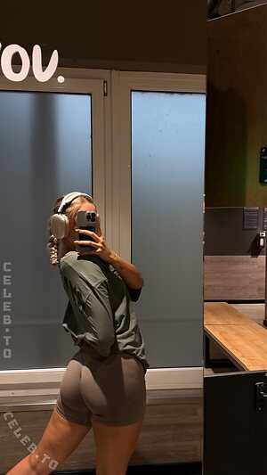 neele.rct Nude Leaked Photo #28