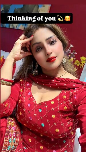 Neetu Dhillon n_i_t_u_11 leaked photo #3