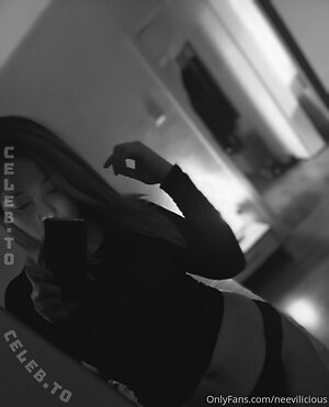 neeviliciouz Nude Leaked Photo #21