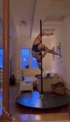 Nele_mbt Nude Leaked Photo #2