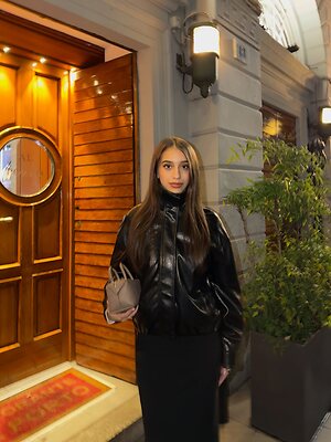 Set 11 — 6 photos