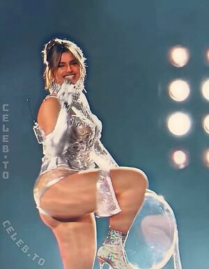 Nelly Furtado photo