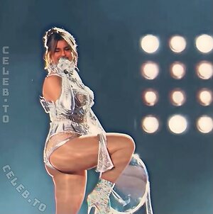 Nelly Furtado photo