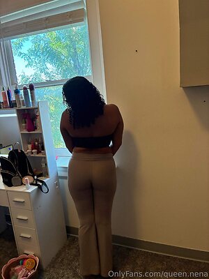 nenas..couldgetth leaked photos