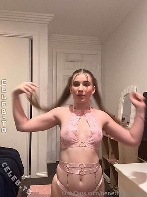 nenethebrunette Nude Leaked Photo #5