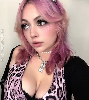 Nephynee photo