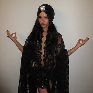 Nessa Barrett