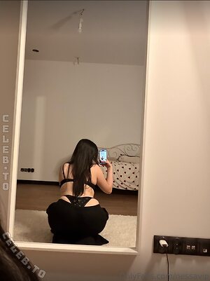 Nessa Sophie Nude Leaked Photo #11