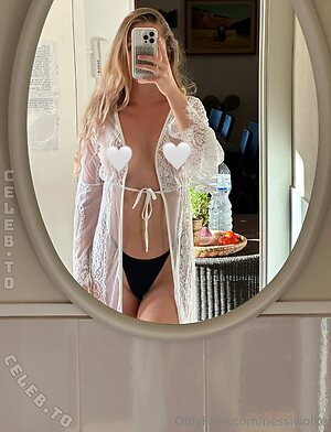 Nessiwolke Nude Leaked Photo #7