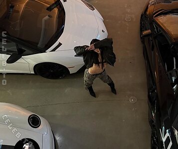 Nevaaadaa Nude Leaked Photo #8