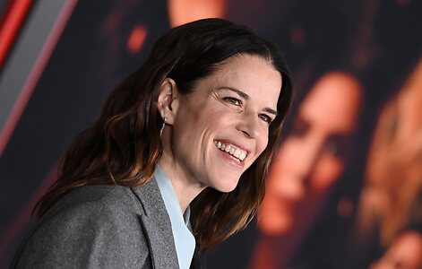 Neve Campbell