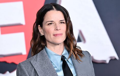 Neve Campbell leaked photo #99