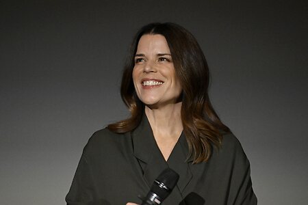 Neve Campbell leaked photo #123