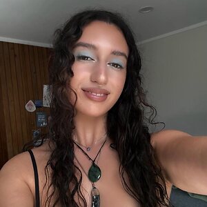 New Zealand Girls