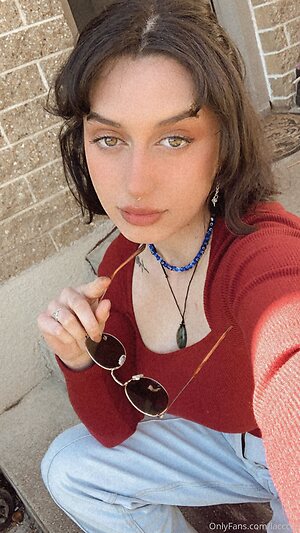 New Zealand Girls leaked photo #41