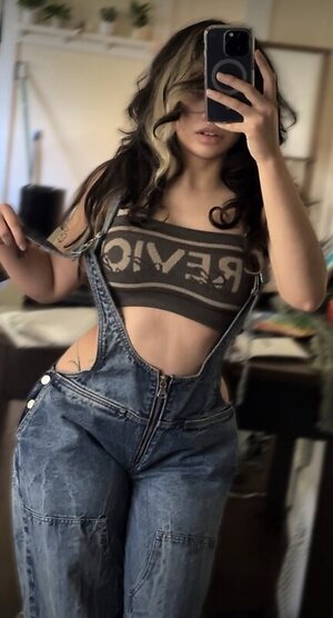 Newmakeupgoddess leaked photo #3