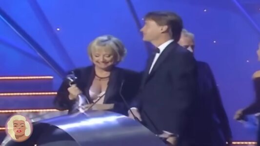 News Journalist leaked photo #9