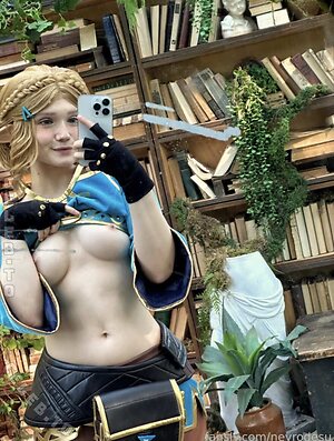 Neyrodesu/ Ney Nude Leaked Photo #5