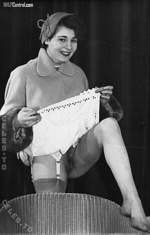 nhlpcentral Nude Leaked Photo #11