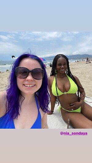 Nia Sondaya leaked photo #10