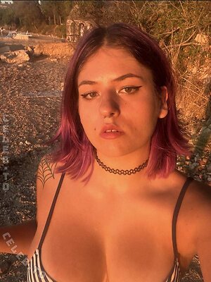 Niamausilol Nude Leaked Photo #8