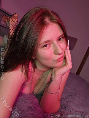 nicicurvy Nude Leaked Photo #2