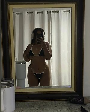 Nickey Collins leaked photo #23