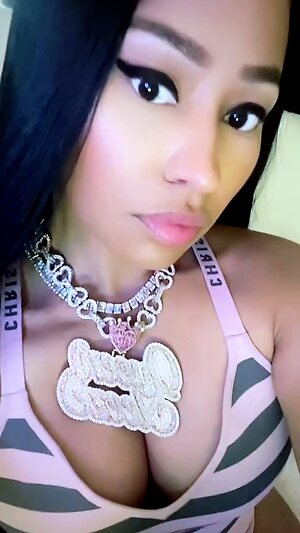 Nicki Minaj Hot leaked photo #33