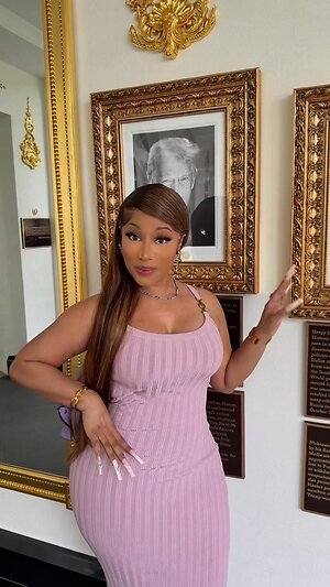 Nicki Minaj Hot leaked photo #70