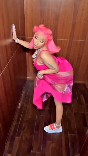 Nicki Minaj Hot