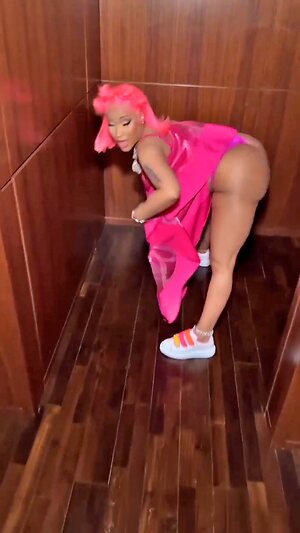 Nicki Minaj Hot leaked photo #75