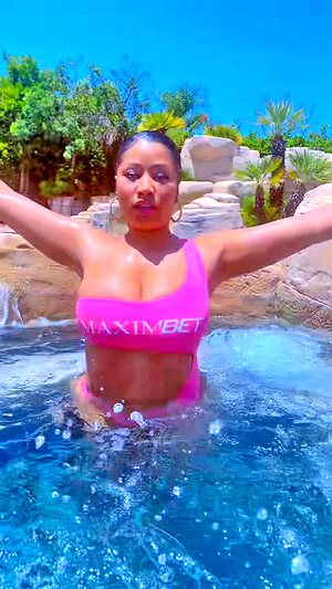 Nicki Minaj Hot leaked photo #89