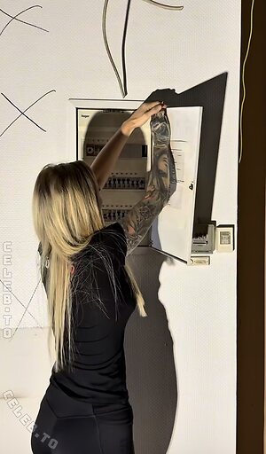 Nicola albrecht leaked photo #2
