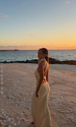 Nicola Cavanis Nude Leaked Photo #53