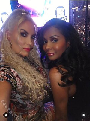 Nicole Coco Austin Nude Leaked Photo #21