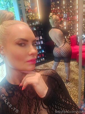 Nicole Coco Austin photo